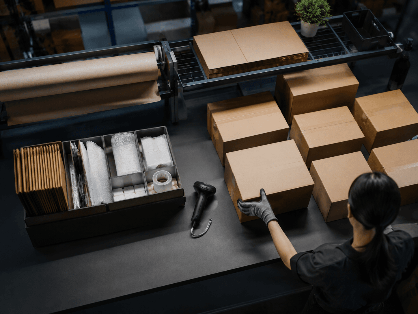 Fulfillment Control Tower Hero Business 3.png