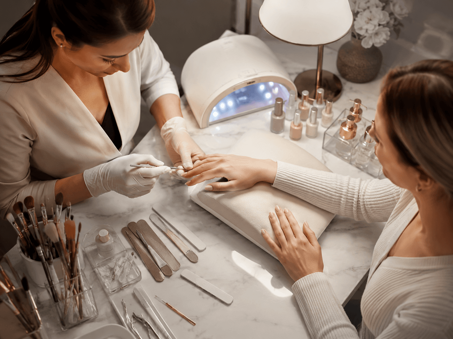 Nails Schedule OS Hero Business 6.png